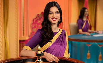 Bàn chơi Live Casino Hipclub với dealer trực tiếp và các lá bài
